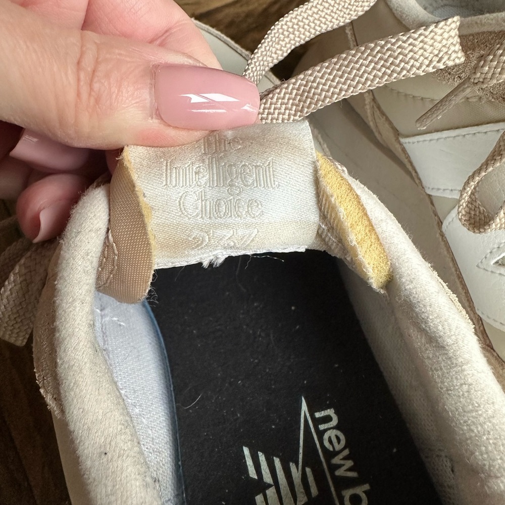 New Balance Women's Beige Sneakers - Picture 7 of 7